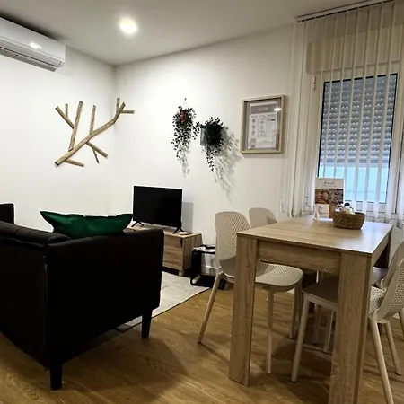 S'apartments New * 莱里亚